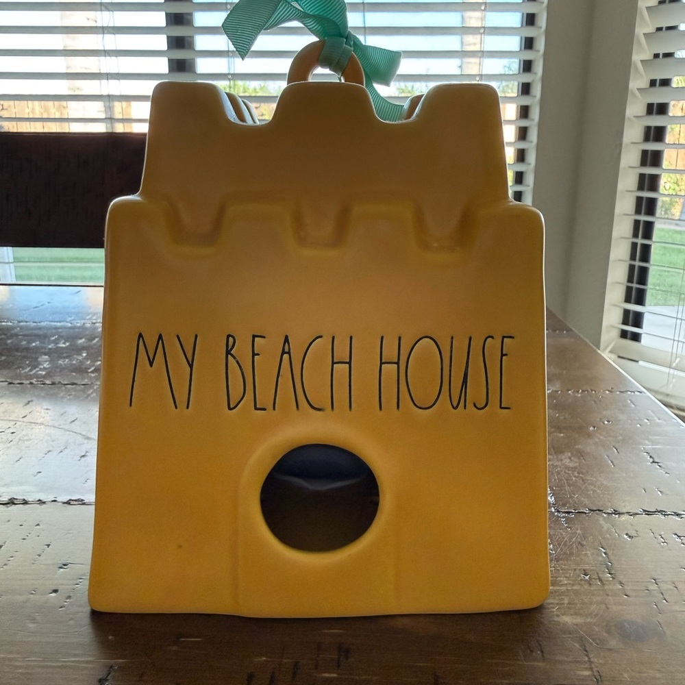 Rae Dunn Yellow Sandcastle Birdhouse